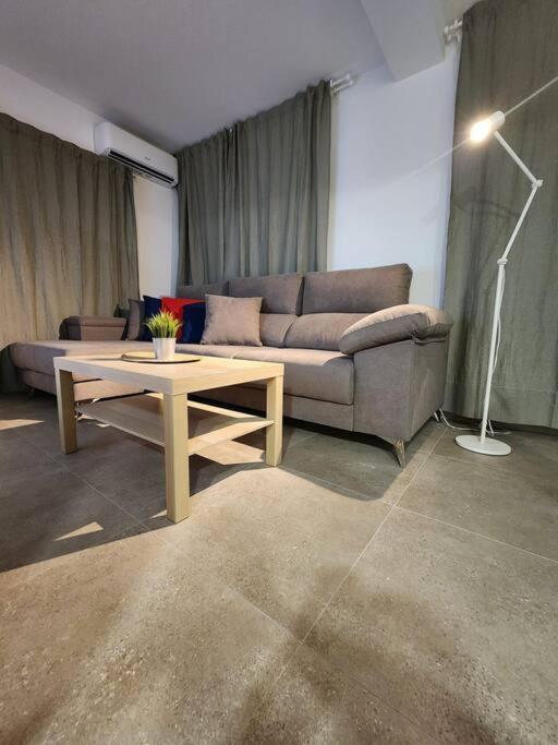 דירות Piso De Diseno אלצ'ה מראה חיצוני תמונה